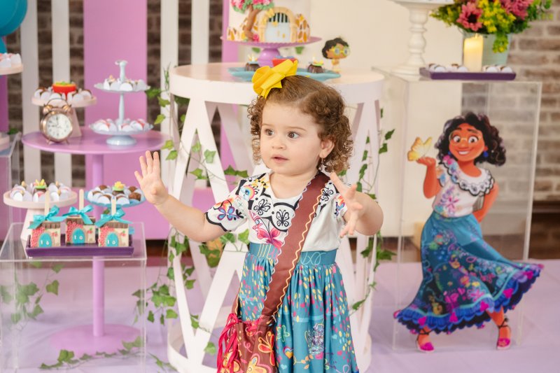 Aniversário de 2 anos da Alice — decoração Encanto